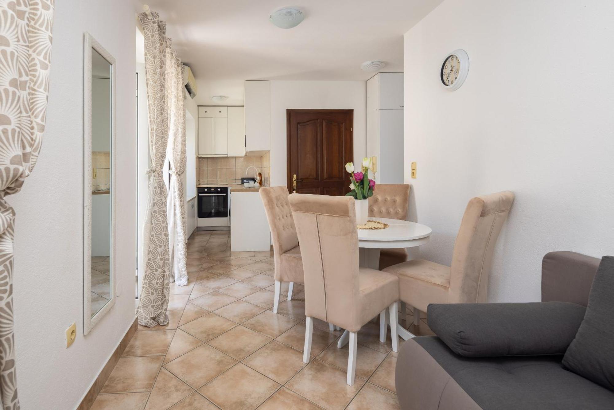Galatea Apartments - Town Centre With Free Parking Baška Voda Exterior foto
